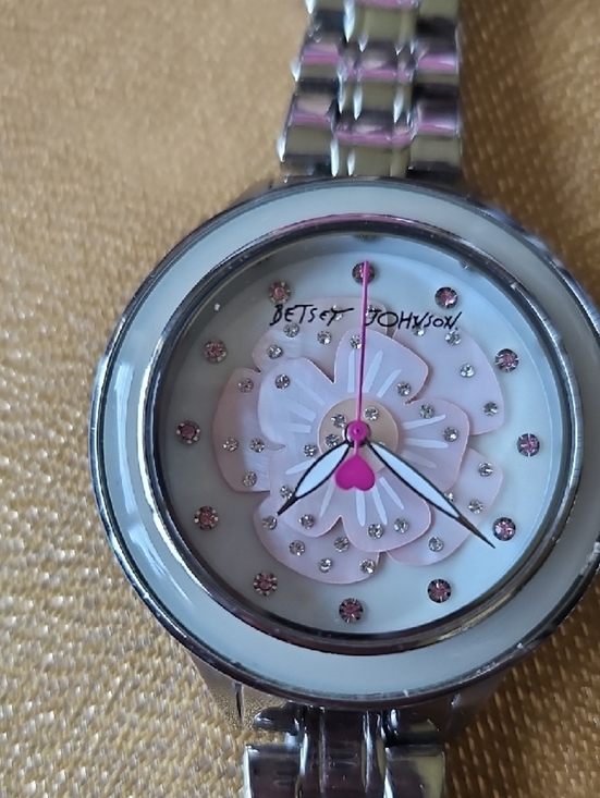 EUC Betsey Johnson Silver Tone Watch Pink Rhinestone Accents & Matching Bracelet main image 5
